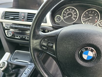 2016 (16) BMW 3 SERIES 318i SE 4dr