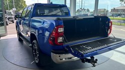 2023 (23) TOYOTA COMMERCIAL HILUX Invincible D/Cab Pick Up 2.8 D-4D Auto 3349699