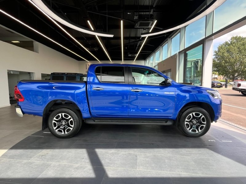 2023 (23) TOYOTA COMMERCIAL HILUX Invincible D/Cab Pick Up 2.8 D-4D Auto 3349702