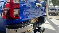 2023 (23) TOYOTA COMMERCIAL HILUX Invincible D/Cab Pick Up 2.8 D-4D Auto 3349715
