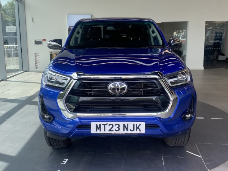 2023 (23) TOYOTA COMMERCIAL HILUX Invincible D/Cab Pick Up 2.8 D-4D Auto 3349706