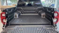 2021 (21) TOYOTA COMMERCIAL HILUX Invincible D/Cab Pick Up 2.8 D-4D Auto 3346809