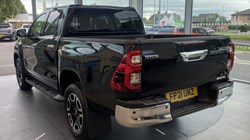 2021 (21) TOYOTA COMMERCIAL HILUX Invincible D/Cab Pick Up 2.8 D-4D Auto 3346808
