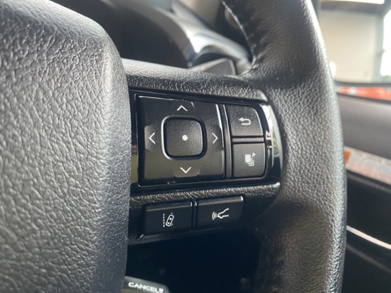 2021 (21) TOYOTA COMMERCIAL HILUX Invincible D/Cab Pick Up 2.8 D-4D Auto 3346823