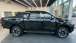 2021 (21) TOYOTA COMMERCIAL HILUX Invincible D/Cab Pick Up 2.8 D-4D Auto 3346805