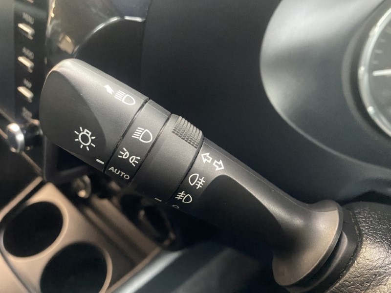 2021 (21) TOYOTA COMMERCIAL HILUX Invincible D/Cab Pick Up 2.8 D-4D Auto 3346825