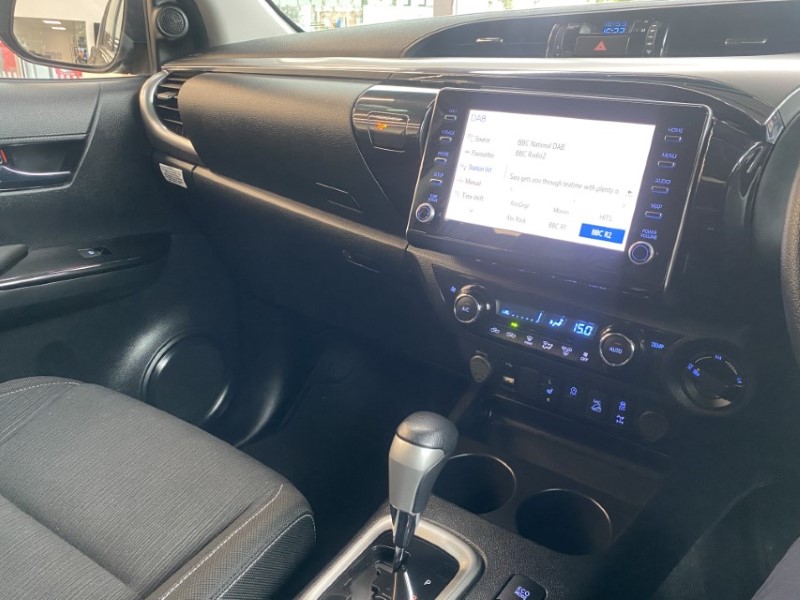 2021 (21) TOYOTA COMMERCIAL HILUX Invincible D/Cab Pick Up 2.8 D-4D Auto 3346832