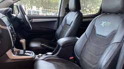 2021 (70) ISUZU COMMERCIAL D-MAX 1.9 XTR Nav PLUS Double Cab 4x4 Auto 3379890