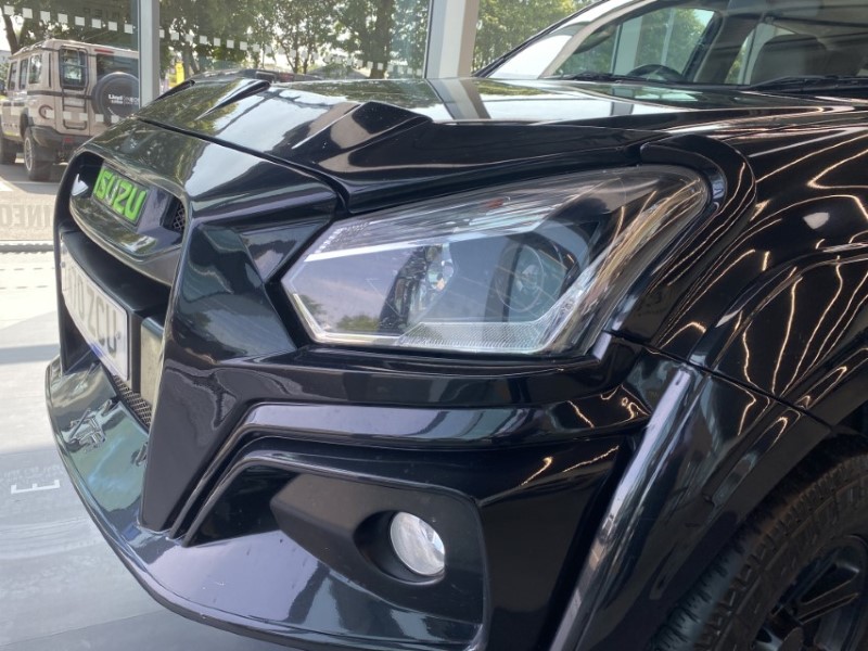 2021 (70) ISUZU COMMERCIAL D-MAX 1.9 XTR Nav PLUS Double Cab 4x4 Auto 3379892