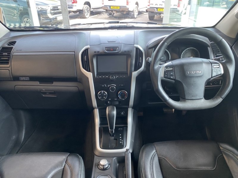 2021 (70) ISUZU COMMERCIAL D-MAX 1.9 XTR Nav PLUS Double Cab 4x4 Auto 3379888