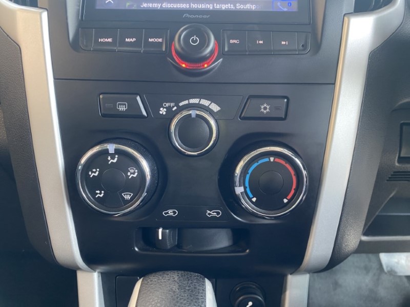 2021 (70) ISUZU COMMERCIAL D-MAX 1.9 XTR Nav PLUS Double Cab 4x4 Auto 3379907