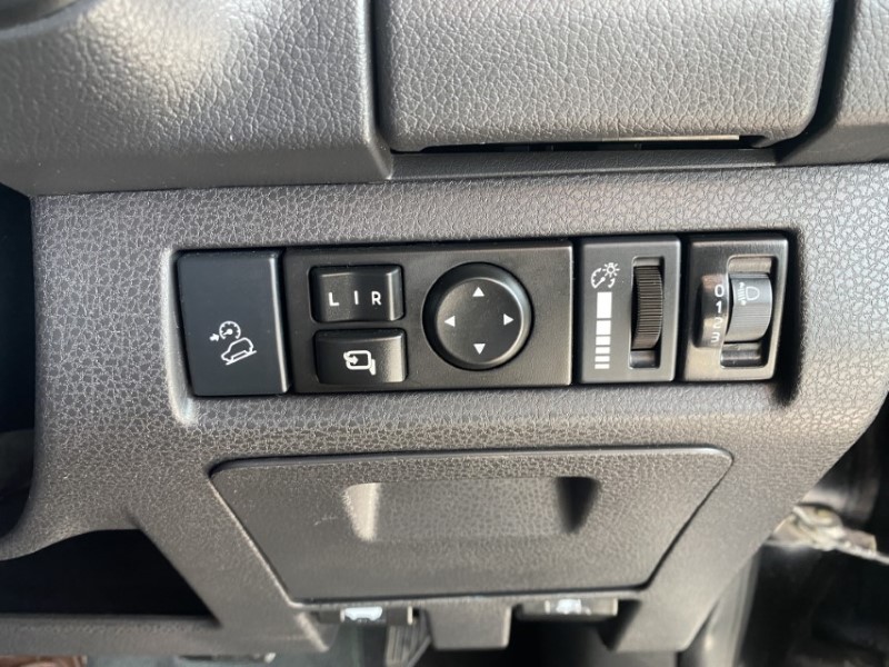 2021 (70) ISUZU COMMERCIAL D-MAX 1.9 XTR Nav PLUS Double Cab 4x4 Auto 3379900