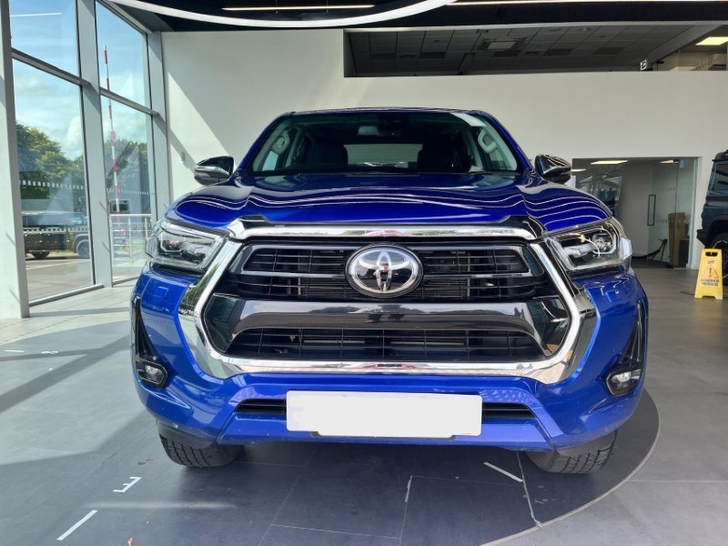 2023 (23) TOYOTA COMMERCIAL HILUX Invincible D/Cab Pick Up 2.4 D-4D Auto 3443645