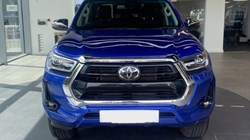 2023 (23) TOYOTA COMMERCIAL HILUX Invincible D/Cab Pick Up 2.4 D-4D Auto 3443647