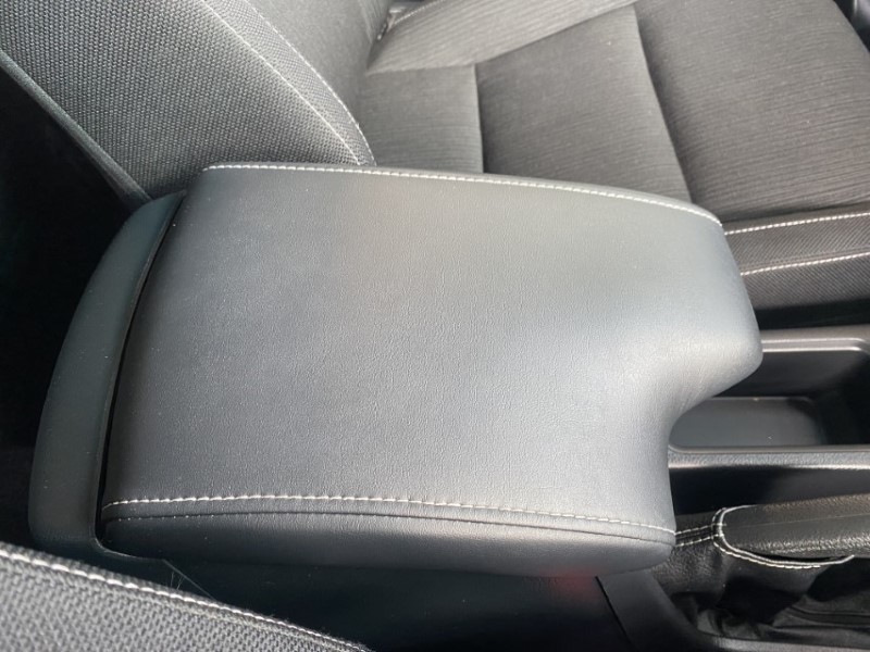 2023 (23) TOYOTA COMMERCIAL HILUX Invincible D/Cab Pick Up 2.4 D-4D Auto 3442046