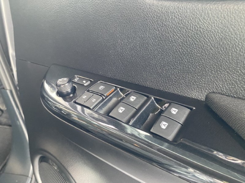 2023 (23) TOYOTA COMMERCIAL HILUX Invincible D/Cab Pick Up 2.4 D-4D Auto 3442032