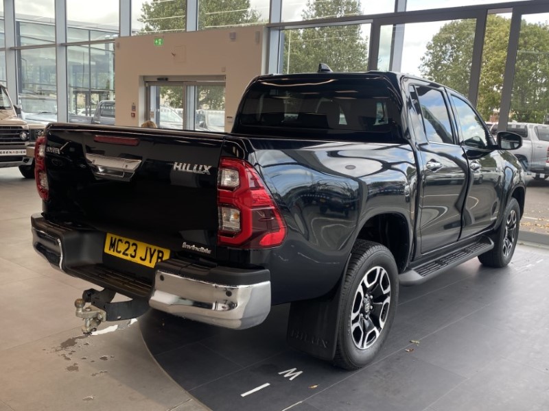 2023 (23) TOYOTA COMMERCIAL HILUX Invincible D/Cab Pick Up 2.4 D-4D Auto 3442051