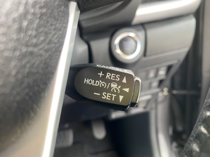 2023 (23) TOYOTA COMMERCIAL HILUX Invincible D/Cab Pick Up 2.4 D-4D Auto 3442036