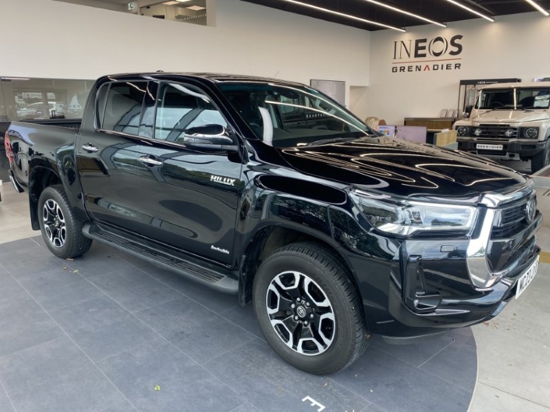 2023 (23) TOYOTA COMMERCIAL HILUX Invincible D/Cab Pick Up 2.4 D-4D Auto