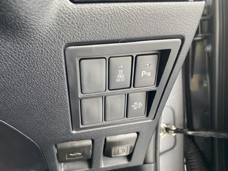 2023 (23) TOYOTA COMMERCIAL HILUX Invincible D/Cab Pick Up 2.4 D-4D Auto 3442033