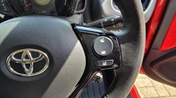 2022 (71) TOYOTA AYGO 1.0 VVT-i X-Play TSS 5dr 3389970