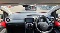 2022 (71) TOYOTA AYGO 1.0 VVT-i X-Play TSS 5dr 3389957