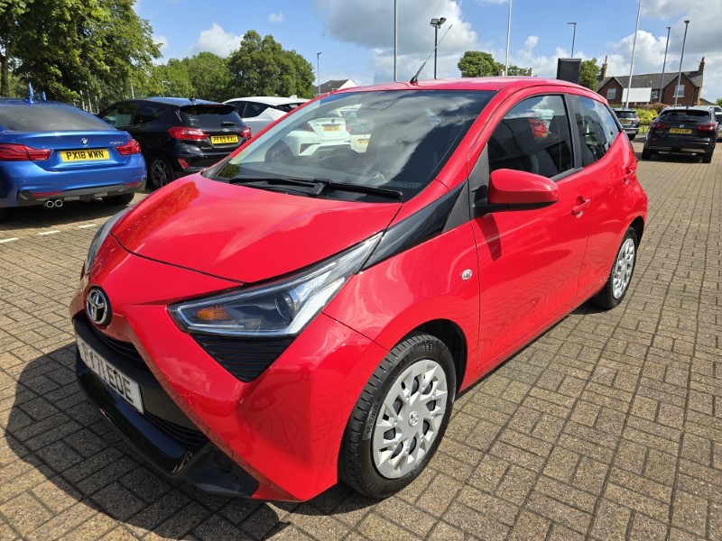 2022 (71) TOYOTA AYGO 1.0 VVT-i X-Play TSS 5dr 3389948