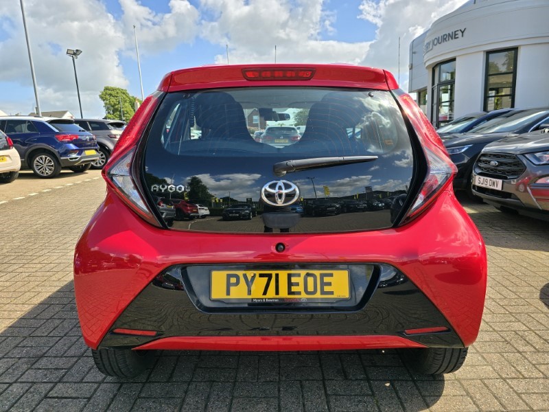 2022 (71) TOYOTA AYGO 1.0 VVT-i X-Play TSS 5dr 3389950