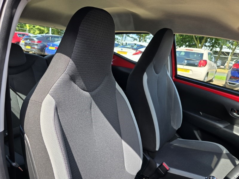 2022 (71) TOYOTA AYGO 1.0 VVT-i X-Play TSS 5dr 3389967