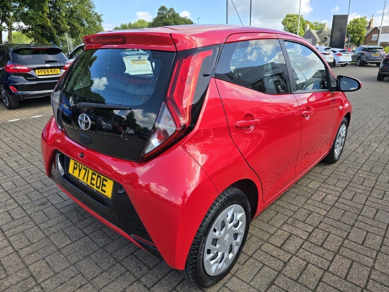 2022 (71) TOYOTA AYGO 1.0 VVT-i X-Play TSS 5dr 3389952