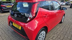 2022 (71) TOYOTA AYGO 1.0 VVT-i X-Play TSS 5dr 3389952