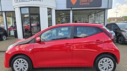 2022 (71) TOYOTA AYGO 1.0 VVT-i X-Play TSS 5dr 3389954