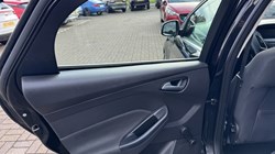 2015 (65) FORD FOCUS 1.0 EcoBoost 125 Zetec S 5dr 3452384