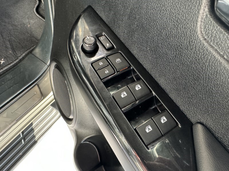 2023 (23) TOYOTA COMMERCIAL HILUX Invincible X D/Cab Pick Up 2.8 D-4D 3458974