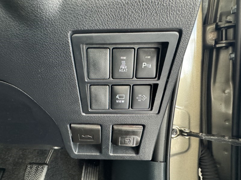 2023 (23) TOYOTA COMMERCIAL HILUX Invincible X D/Cab Pick Up 2.8 D-4D 3458977