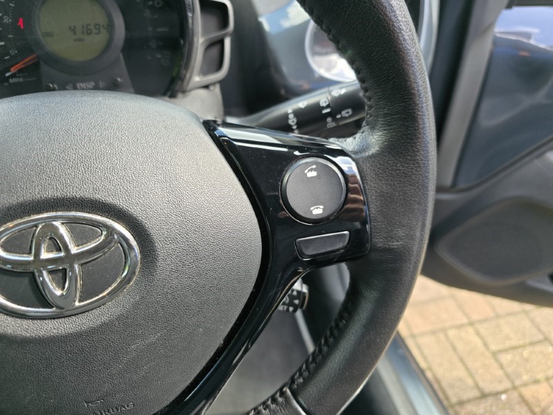 2015 (65) TOYOTA AYGO 1.0 VVT-i X-Pression 5dr 3459067