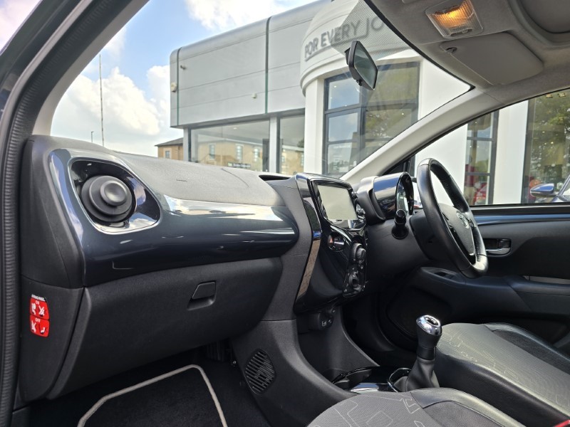 2015 (65) TOYOTA AYGO 1.0 VVT-i X-Pression 5dr 3459061