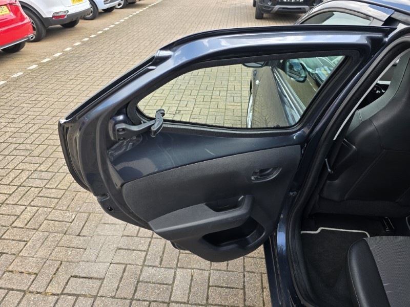 2015 (65) TOYOTA AYGO 1.0 VVT-i X-Pression 5dr 3459057