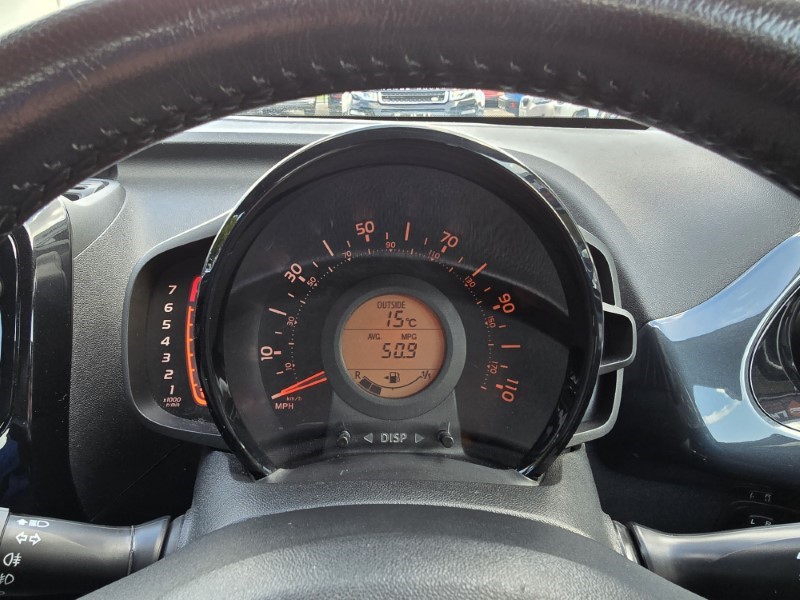 2015 (65) TOYOTA AYGO 1.0 VVT-i X-Pression 5dr 3459077