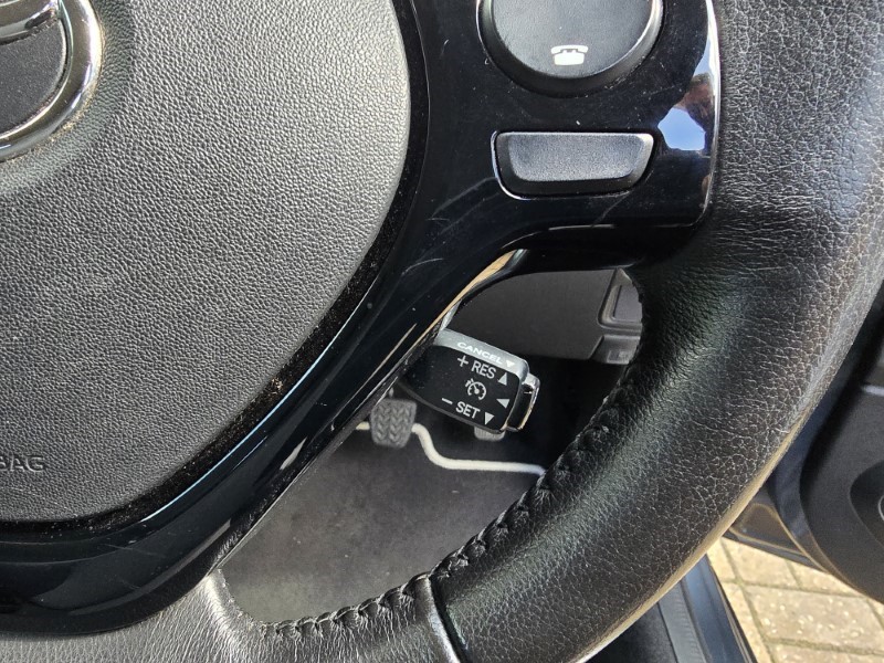 2015 (65) TOYOTA AYGO 1.0 VVT-i X-Pression 5dr 3459068