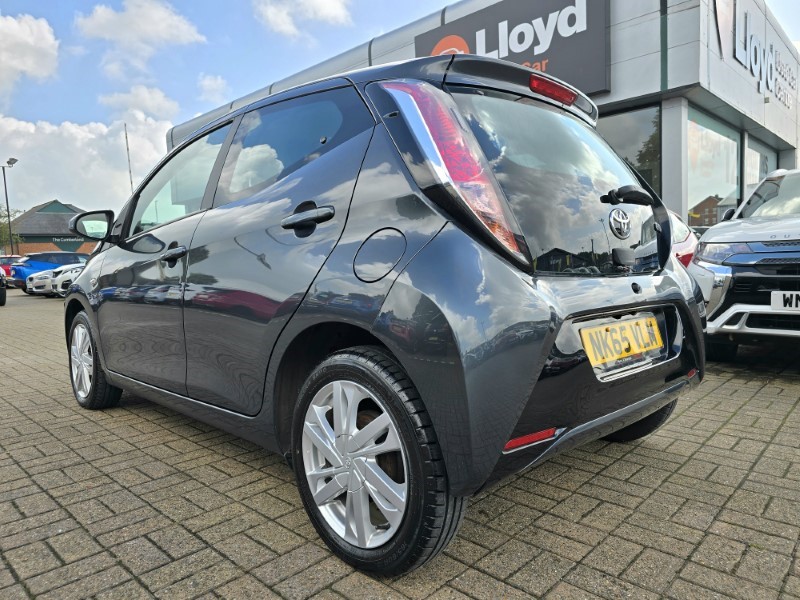 2015 (65) TOYOTA AYGO 1.0 VVT-i X-Pression 5dr 3459051