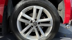 2018 (68) VOLKSWAGEN COMMERCIAL AMAROK D/Cab Pick Up Highline 3.0 V6 TDI 224 BMT 4M Auto 3504219