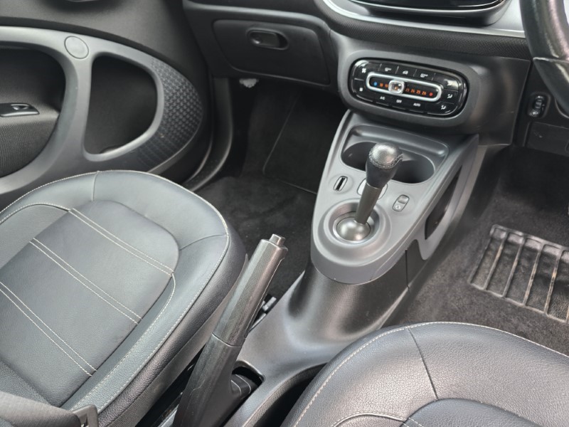 2017 (67) SMART FORTWO COUPE 0.9 Turbo Prime Premium 2dr Auto 3521431