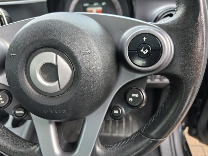 2017 (67) SMART FORTWO COUPE 0.9 Turbo Prime Premium 2dr Auto 3521434