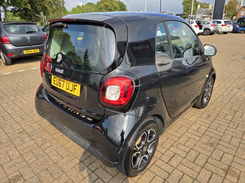 2017 (67) SMART FORTWO COUPE 0.9 Turbo Prime Premium 2dr Auto 3521414