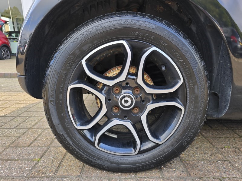 2017 (67) SMART FORTWO COUPE 0.9 Turbo Prime Premium 2dr Auto 3521408