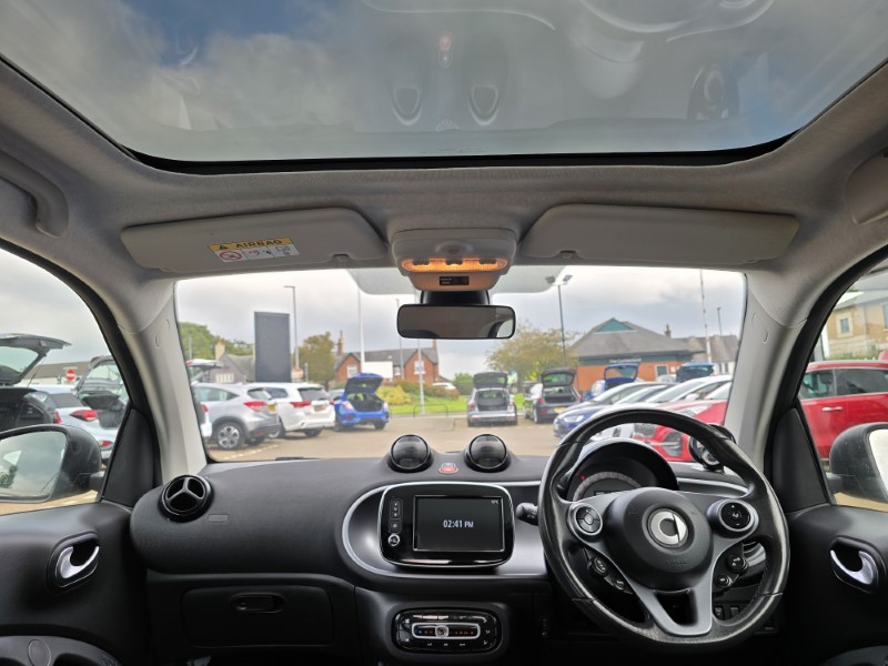 2017 (67) SMART FORTWO COUPE 0.9 Turbo Prime Premium 2dr Auto 3521423