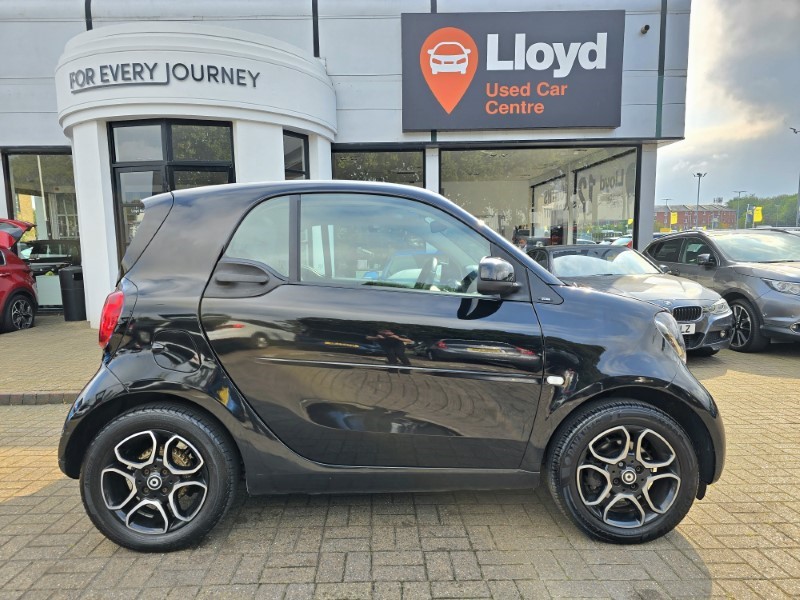 2017 (67) SMART FORTWO COUPE 0.9 Turbo Prime Premium 2dr Auto 3521407