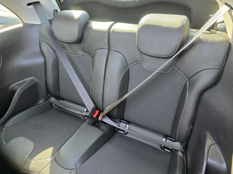 2015 (15) VAUXHALL ADAM 1.2i Rocks Air 3dr 3516542