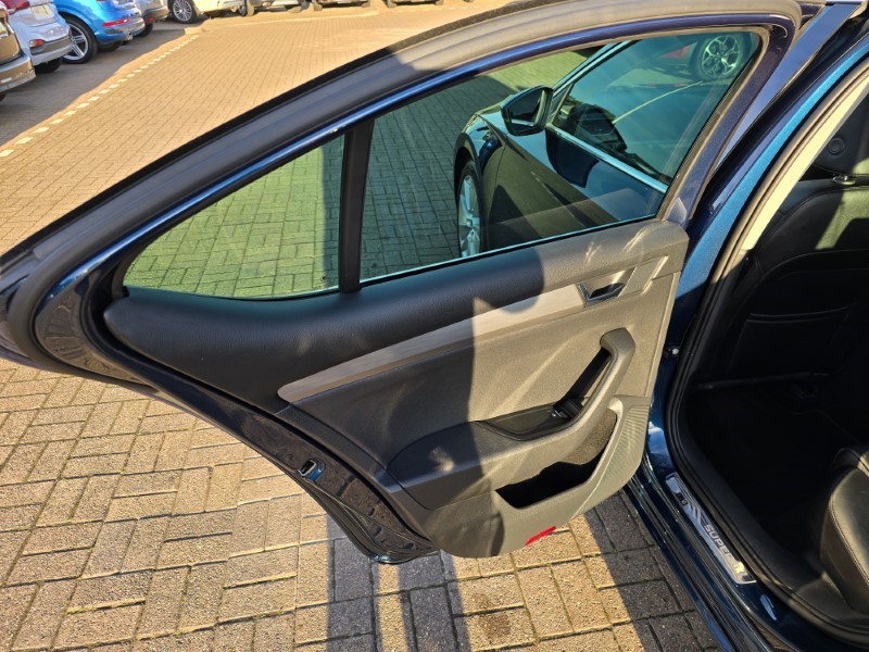 2018 (68) SKODA SUPERB 2.0 TDI CR SE L Executive 5dr 3520474